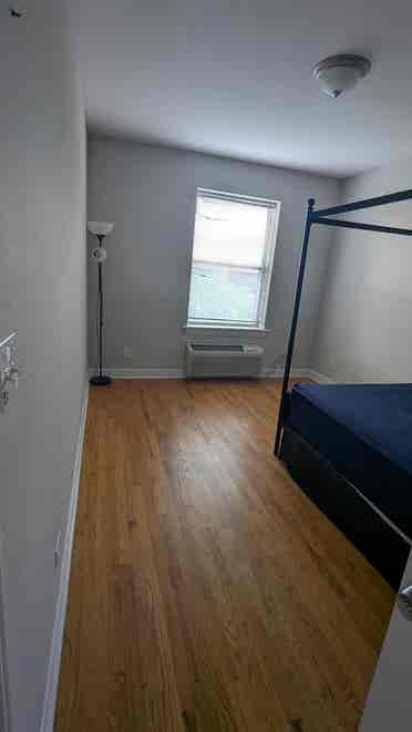 Bedroom available in 2bhk apartment