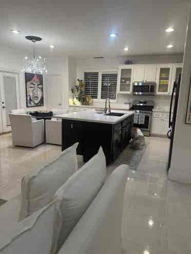 Room for Rent 7 Miles from UCR