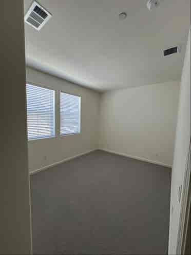Room + own full bathroom