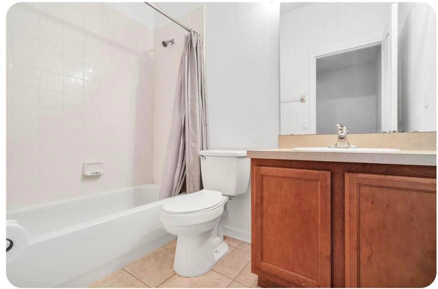 Cozy One Bedroom with Private Bath