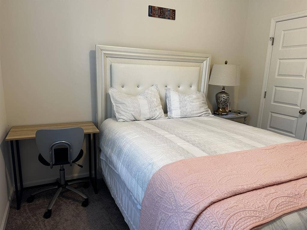 Comfy, clean, peaceful home