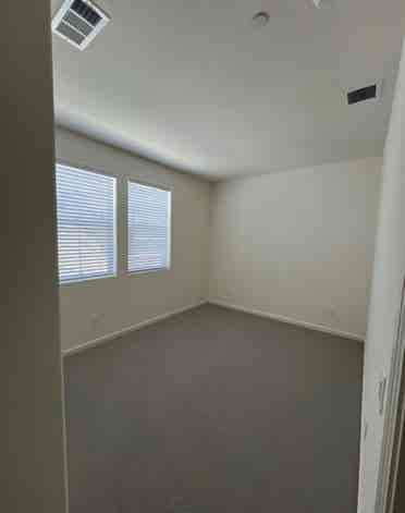 Room for rent with private bathroom
