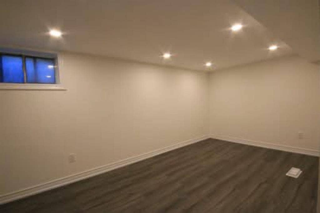 $/month Room available for rent