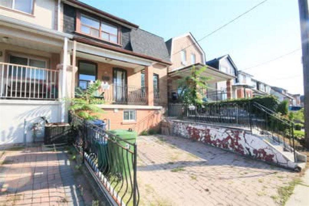$/month Room available for rent