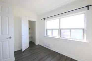 2 Rooms Available for Rent