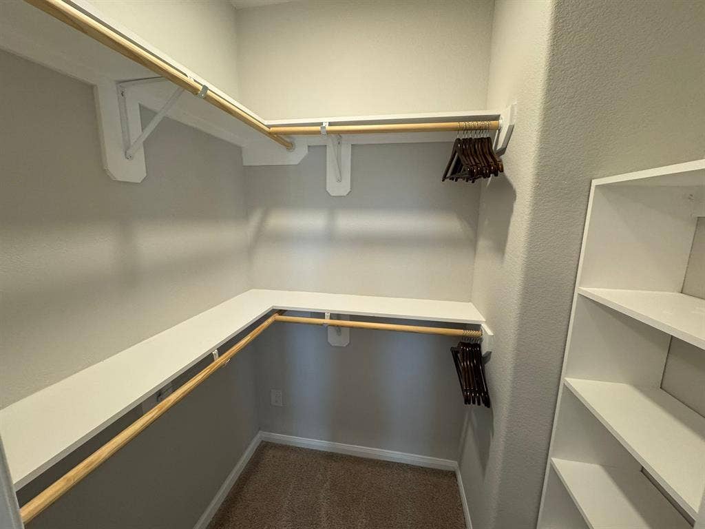 🛏️ Fully Furnished Room for Rent