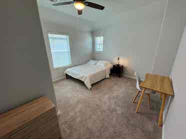 🛏️ Fully Furnished Room for Rent
