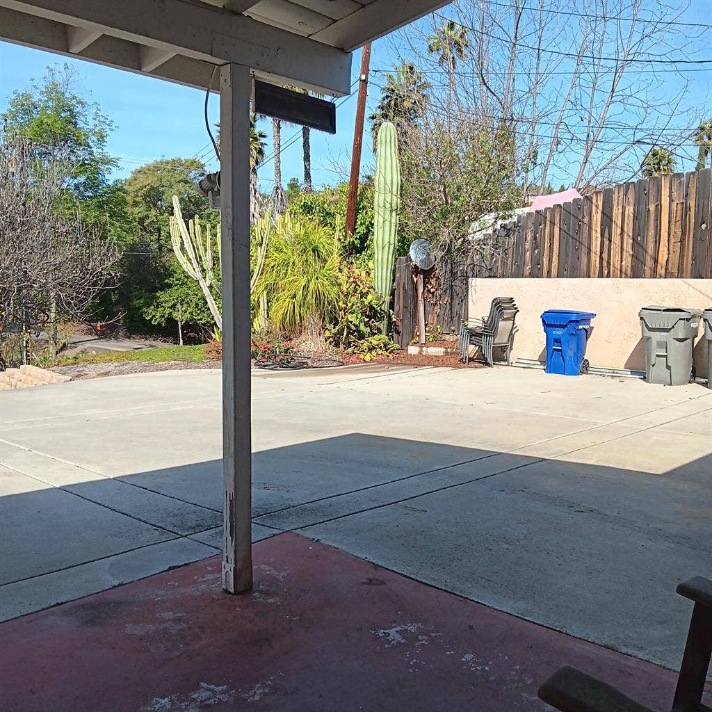 Private bedroom/bath for rent