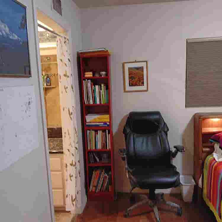 Private bedroom/bath for rent
