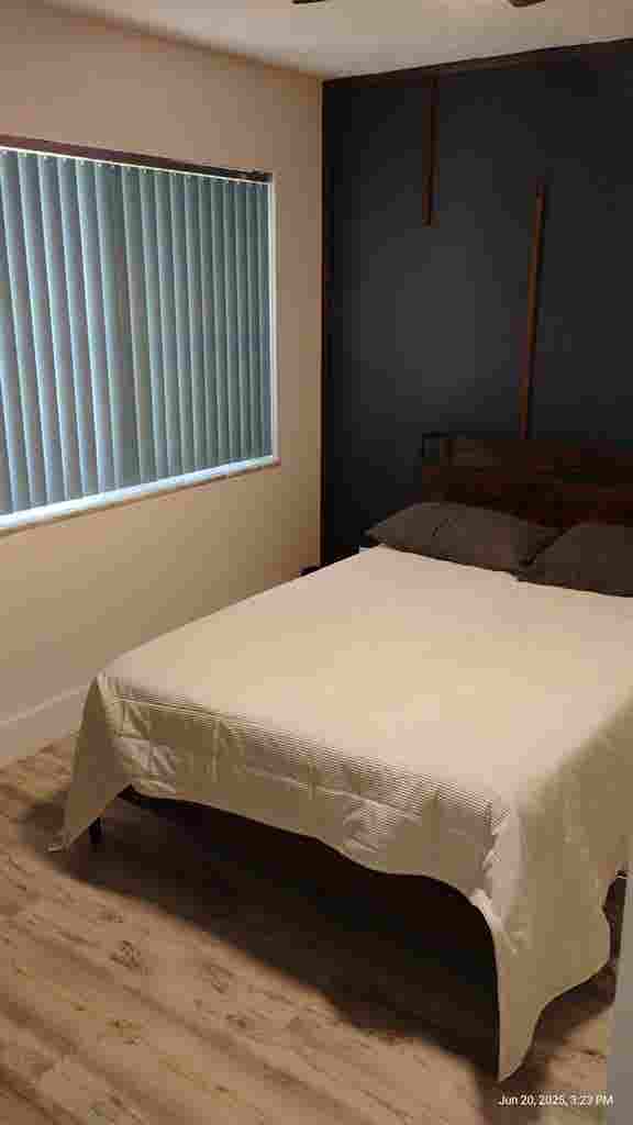 Furnished Bedroom & Shared Bathroom