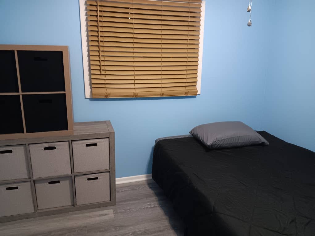 Room Available in Central Phoenix