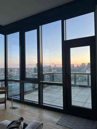1br en-suite 3bd HUGE PRIVATE PATIO