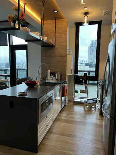 1br en-suite 3bd HUGE PRIVATE PATIO