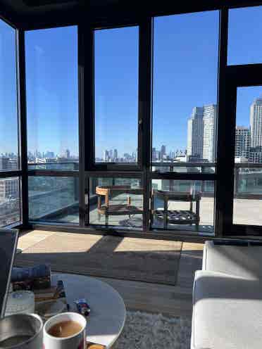 1br en-suite 3bd HUGE PRIVATE PATIO
