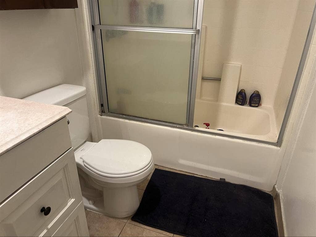 Bedroom with private full bathroom