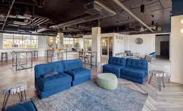 Apt in Downtown St Pete