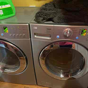Looking for an easy going roommate.