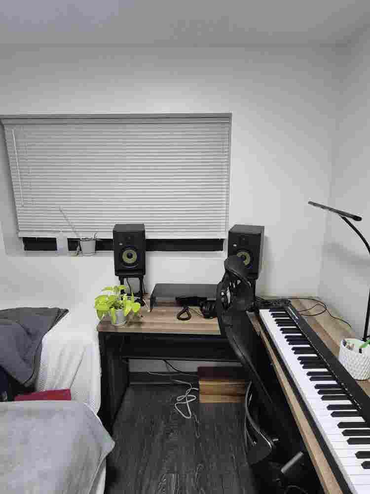 1 year rent - 1 Fully furnished BR