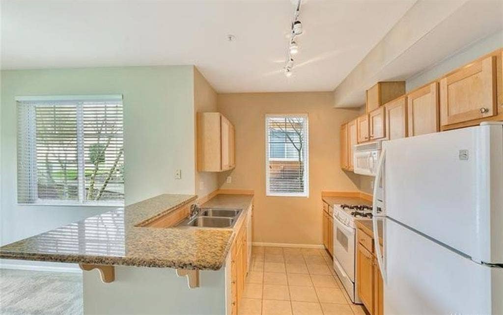 Sammamish Condo Rental
