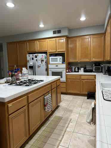 Room in Shared House near CSUSM!