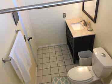 Large room available in Walnut