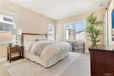 Roommate Wanted – Newport Beach