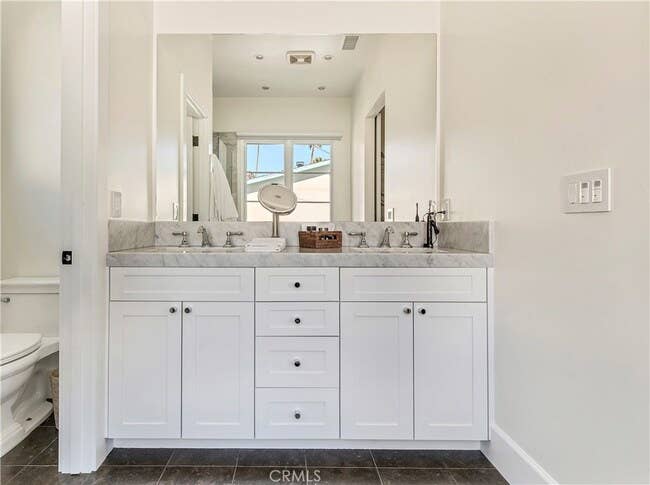 Roommate Wanted – Newport Beach
