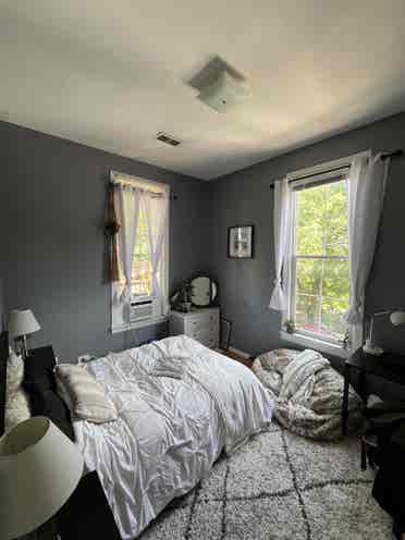 🏡 2 Roommates Wanted For Sept. 1