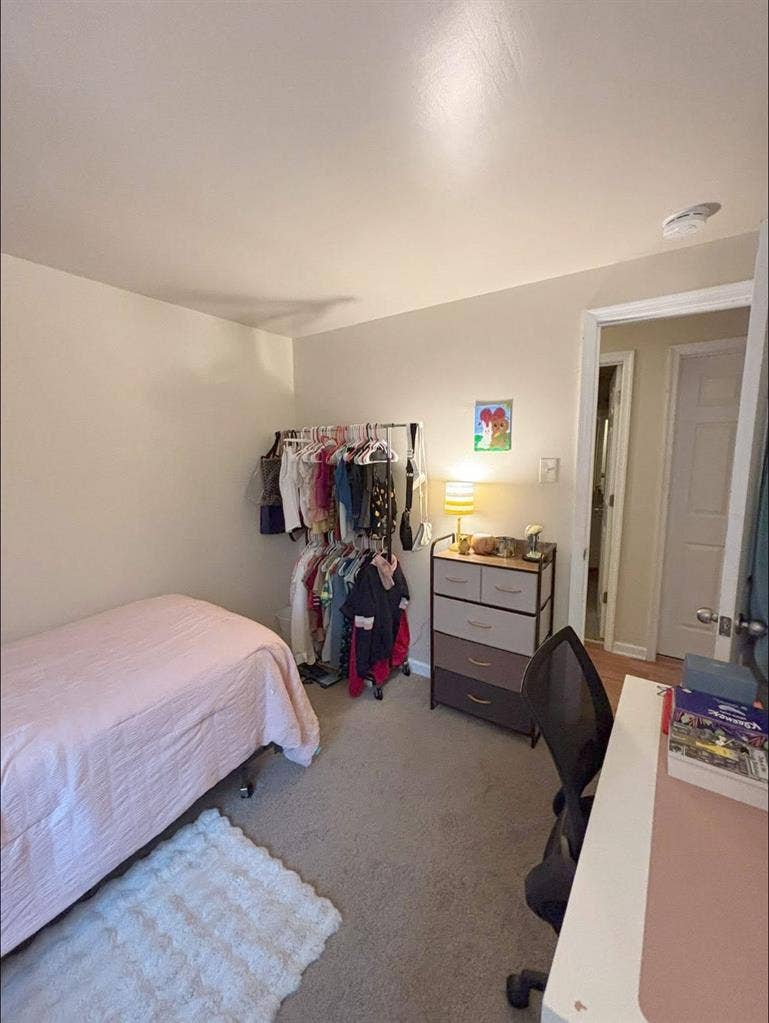 Subleasing Fully Furnished Bedroom