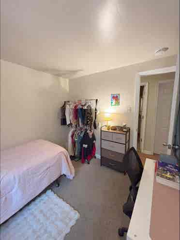 Subleasing Fully Furnished Bedroom