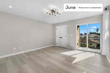 5 BR in Los Angeles
