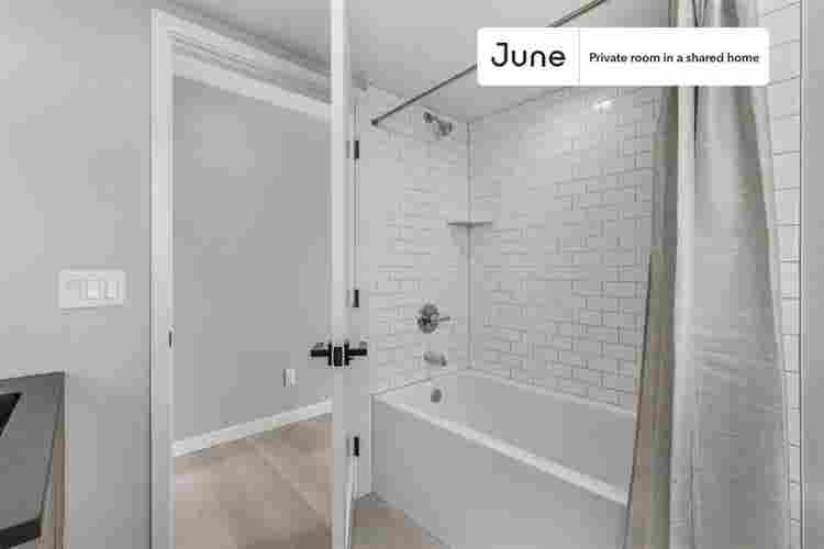5 BR in Los Angeles