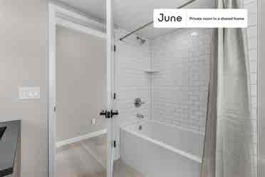 5 BR in Los Angeles