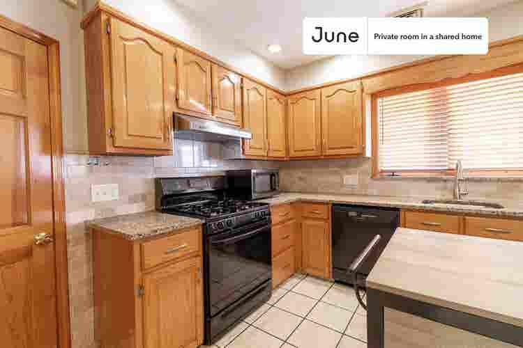 5 BR in Boston
