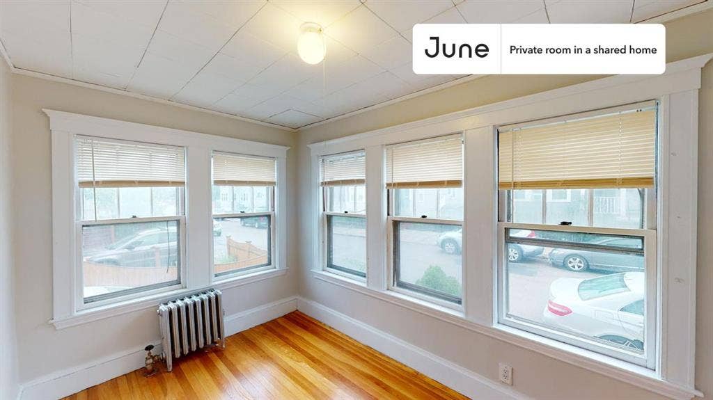 3 BR in Boston
