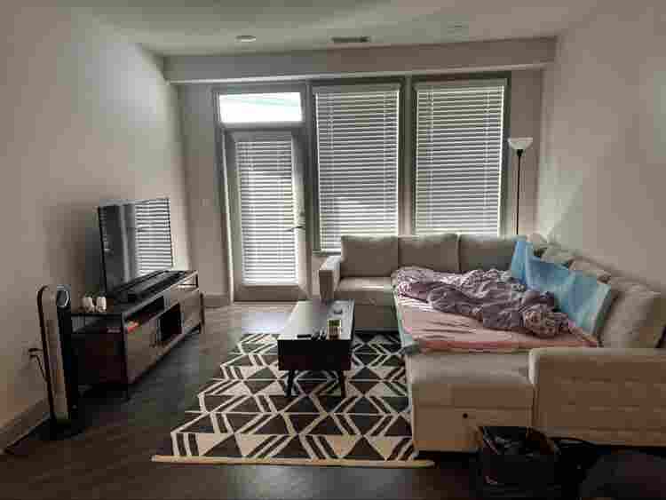 Need Roommate(s) for Luxury Apt