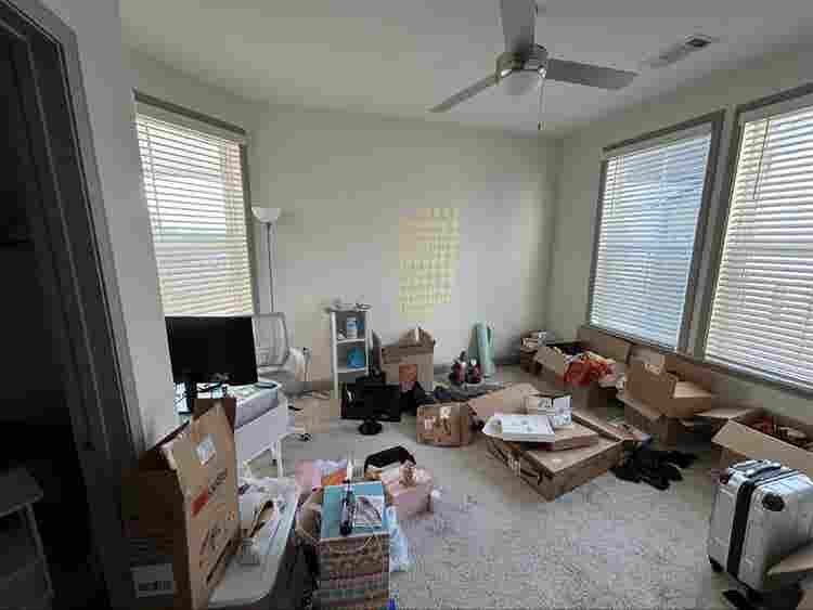Need Roommate(s) for Luxury Apt