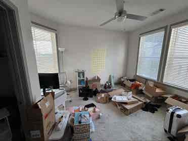 Need Roommate(s) for Luxury Apt