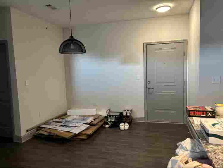 Need Roommate(s) for Luxury Apt