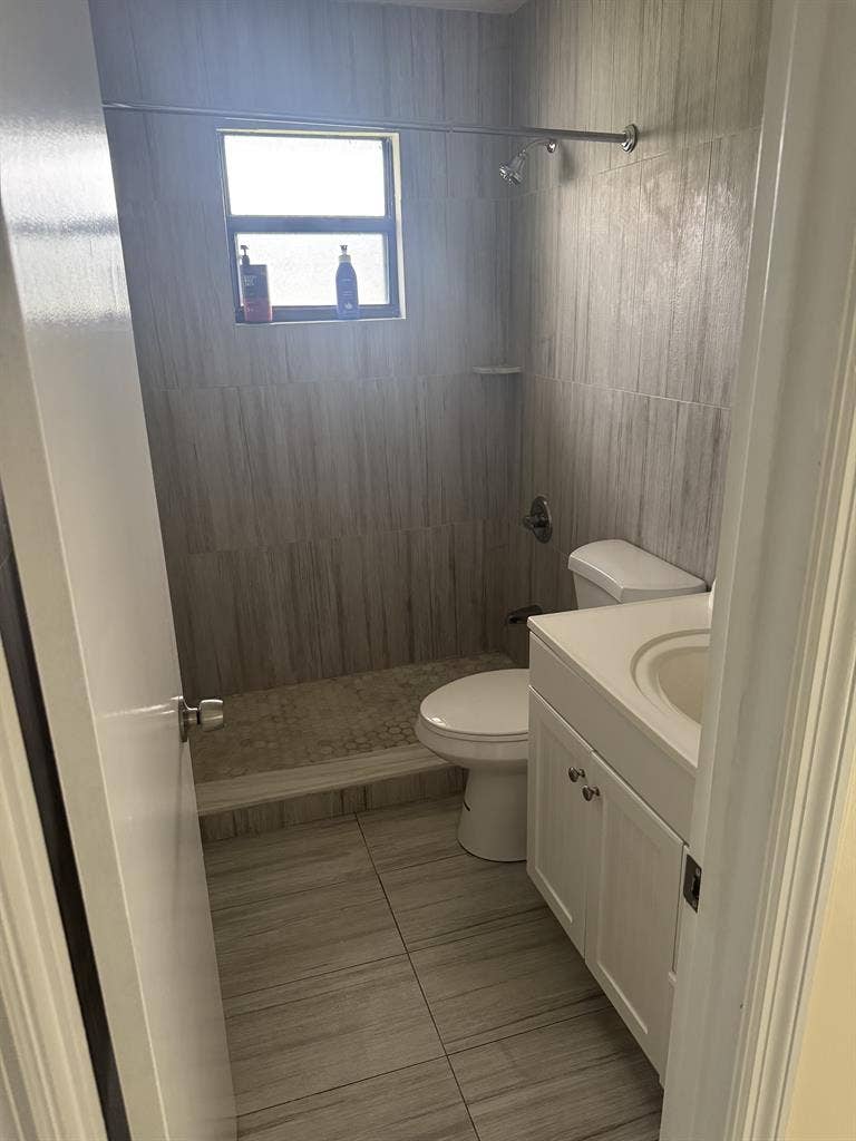 Room for Rent ! Port Saint Lucie!!!