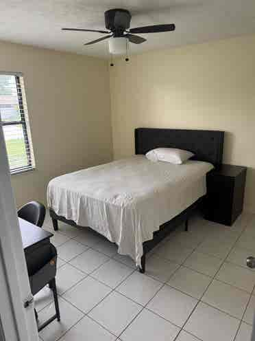 Room for Rent ! Port Saint Lucie!!!