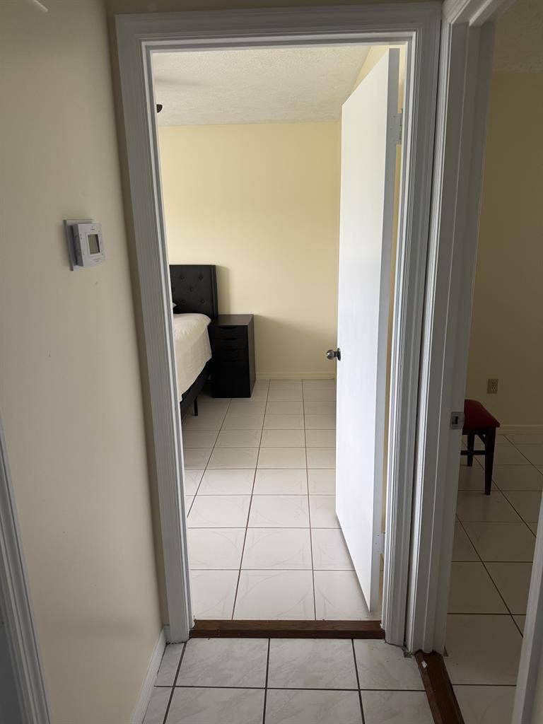 Room for Rent ! Port Saint Lucie!!!