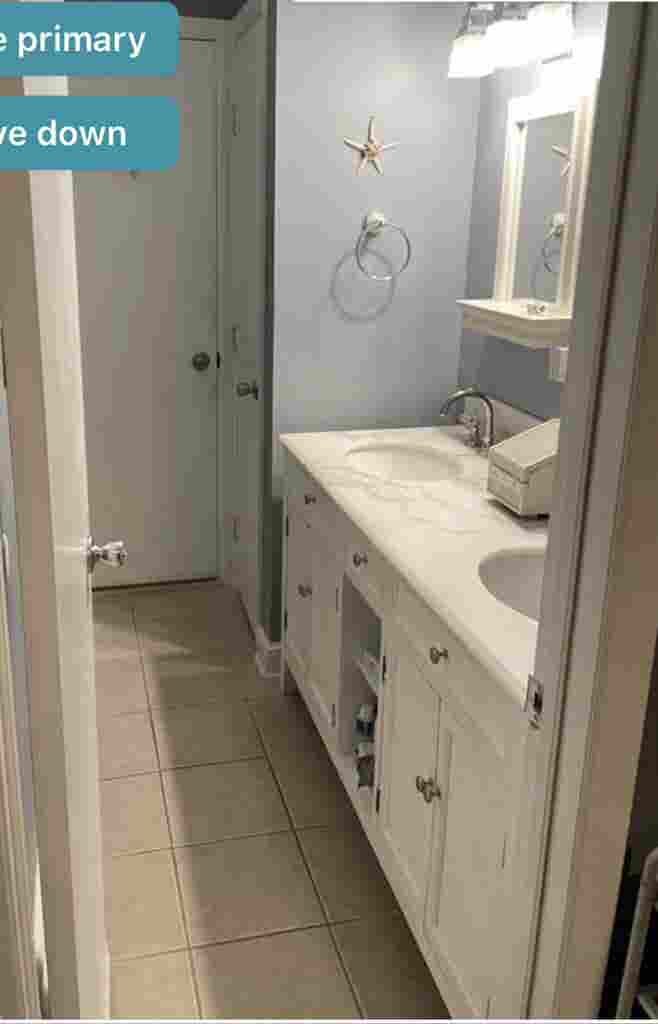 bdrm 
for rent in quiet condo.