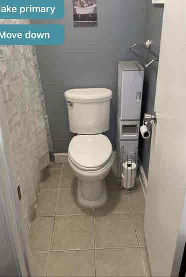 bdrm for rent in quiet condo.