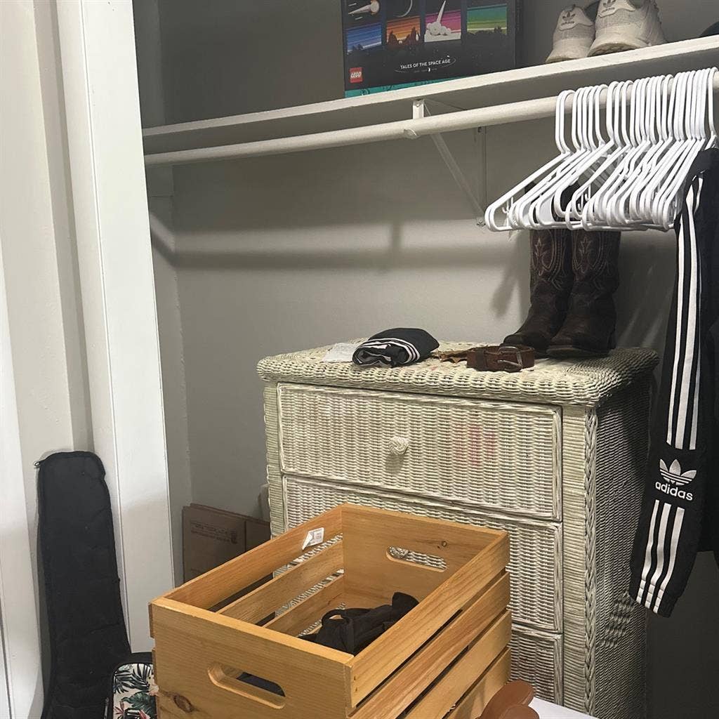 Sublease Tenant- master bedroom