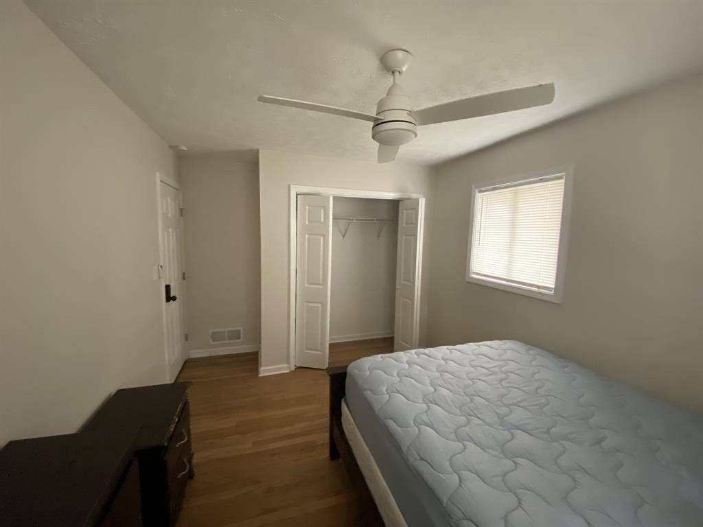 furnished room for rent