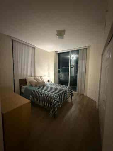 Rooms for Rent Beautiful Edgewater