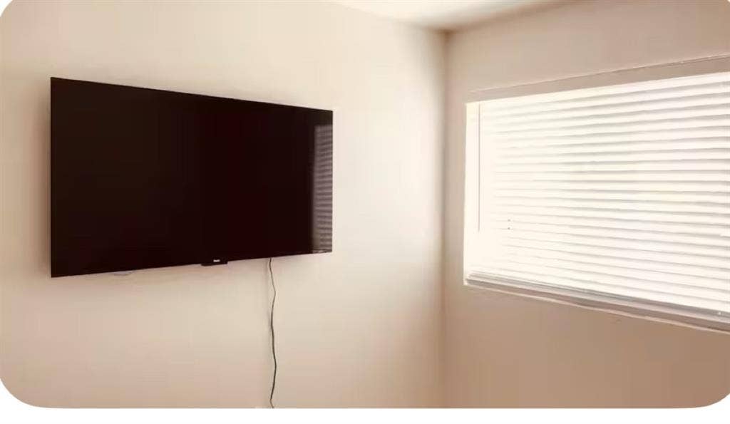 Finished private room for rent