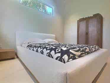 Room for Rent in Modern House