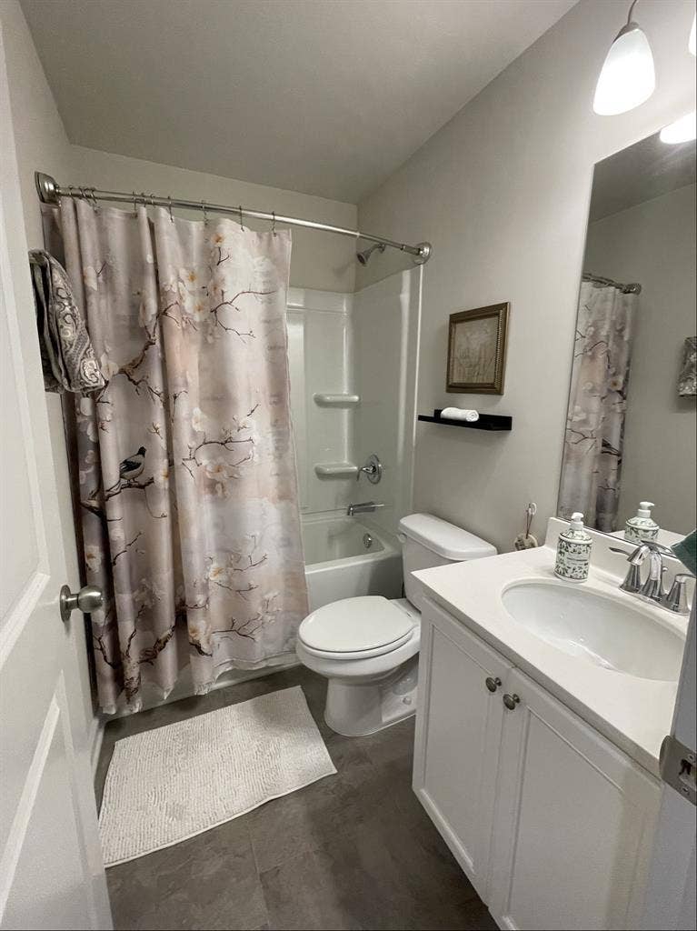 Furnished Room for Rent